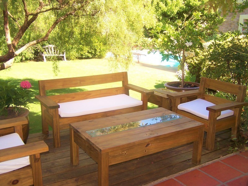 Encantadora casa en el corazón de La Barra reciclada con pileta